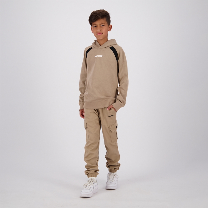 Broek-Raizzed-230217155001